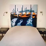 Hotel Des Voyageurs 2*